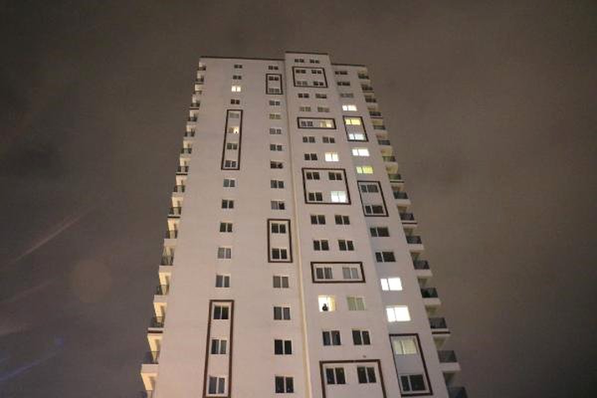 İranlı Fitness Hocası Elleri Ayakları Bağlı Site Bahçesinde Ölü Bulundu
