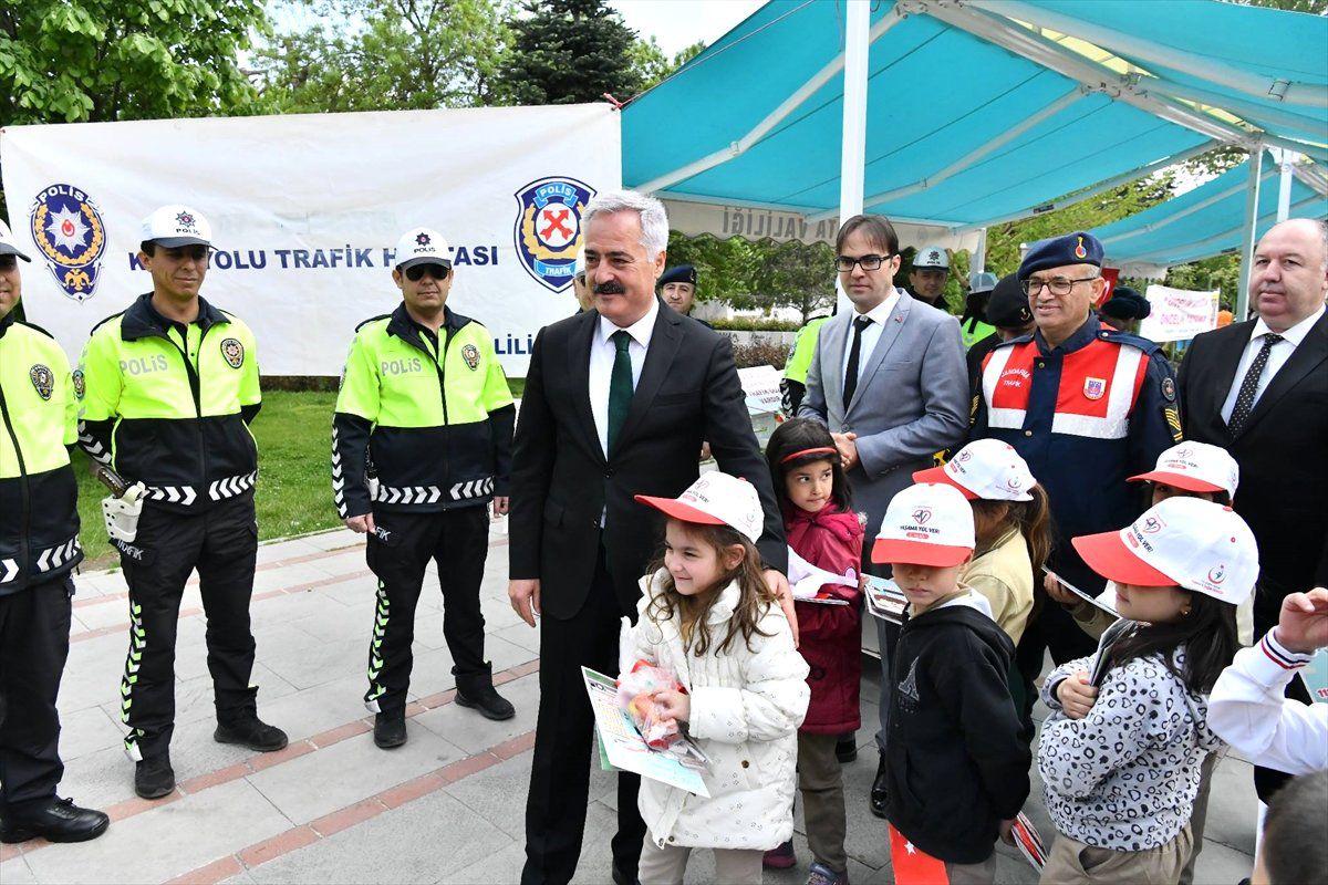 Isparta\'da "Yaya Öncelikli Trafik Güvenliği" Etkinliği