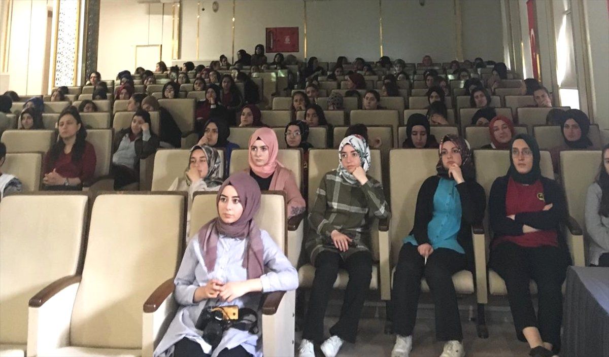 Liseli Öğrencilere Yıldızeli Myo Tanıtıldı
