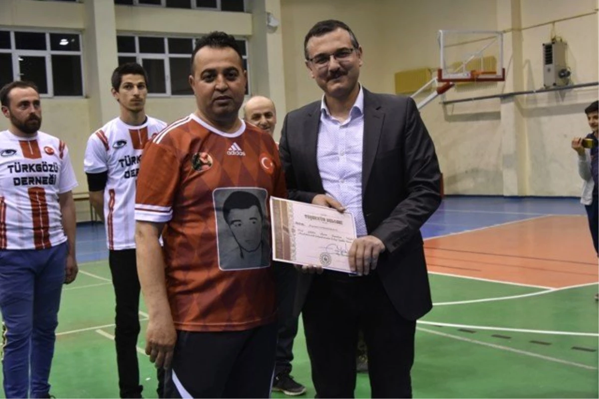 Posof\'ta Şehitler Voleybol Turnuvası ile Anıldı