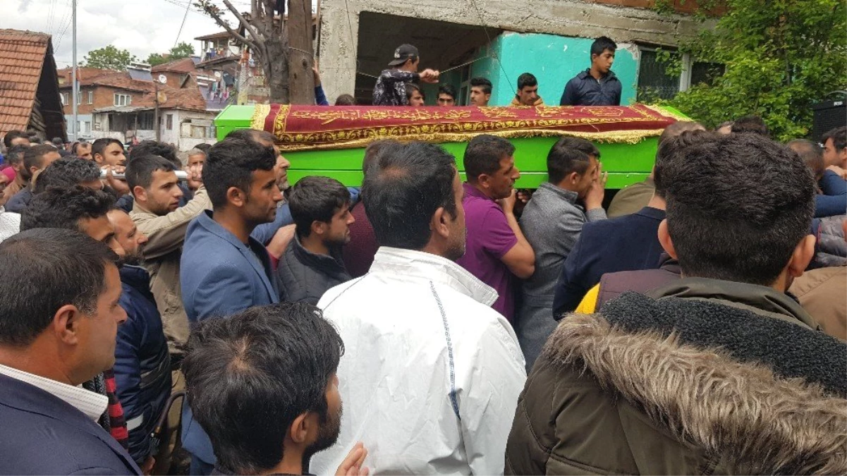 Salep Toplarken Öldürülen Kesici\'nin Yakınları Tepki Gösterdi