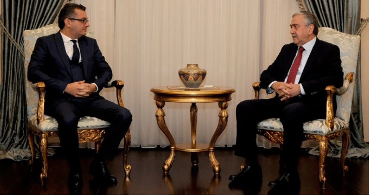 KKTC Başbakanı Tufan Erhürman, Cumhurbaşkanı\'na İstifasını Sundu