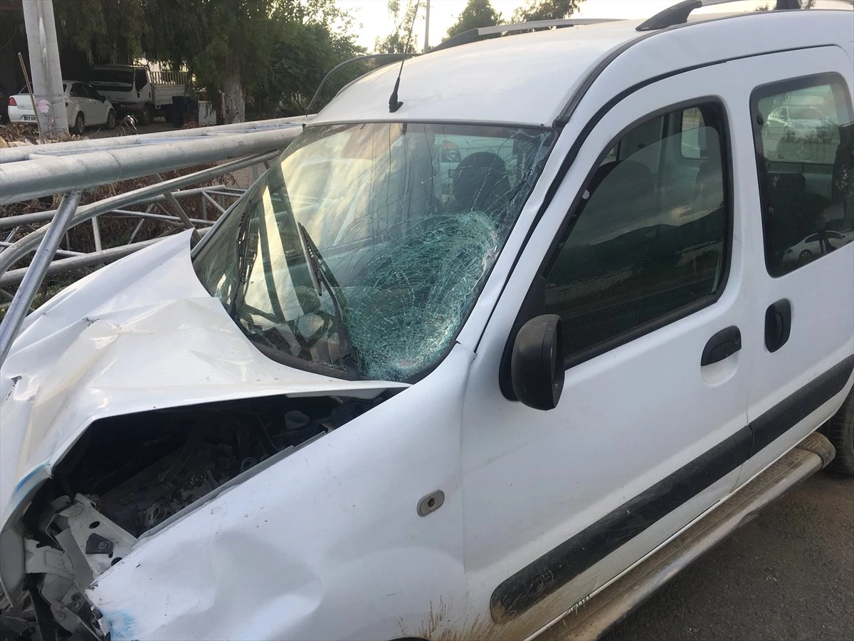 Antalya\'da Otomobilin Çarptığı Yaya Öldü
