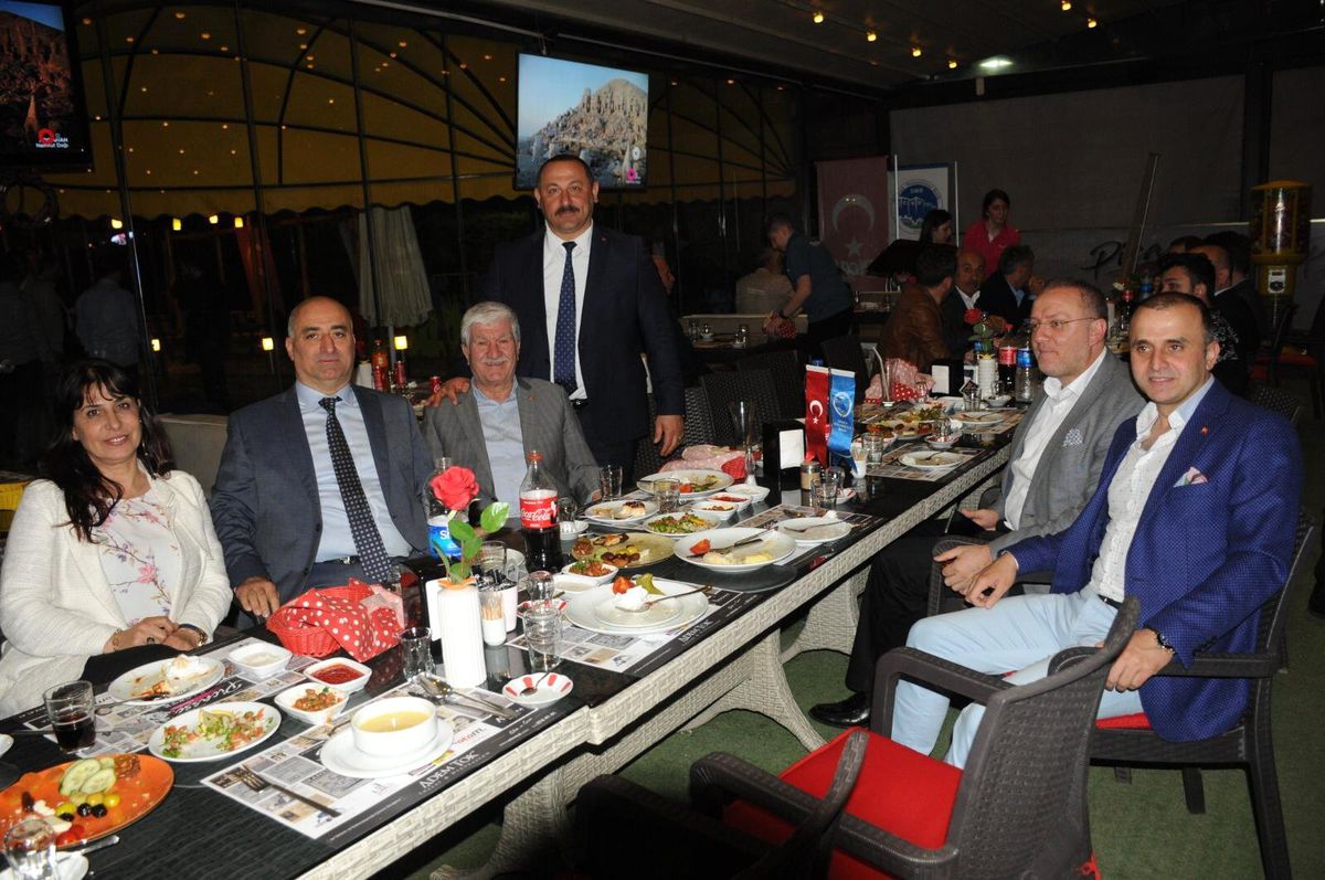 Bayrak İftarda İşadamlarına Seslendi