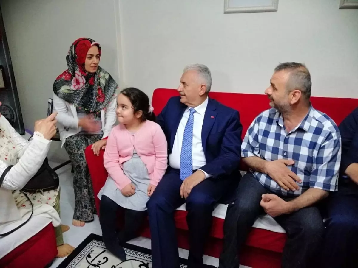 Binali Yıldırım: "Oy Çalanlardan Hesap Soracak Mısınız?"