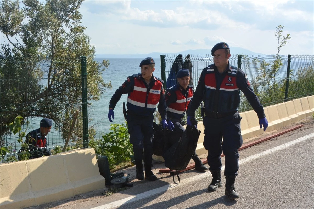 Çanakkale\'de Sahilde Çocuk Cesedi Bulundu