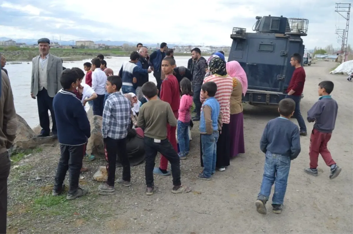 Dereye Düşen Çoban Hayatını Kaybetti