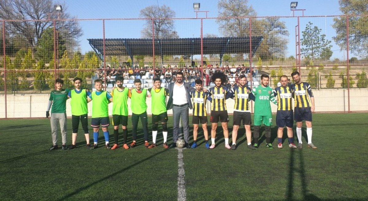 Gediz Myo\'da Futbol Turnuvası