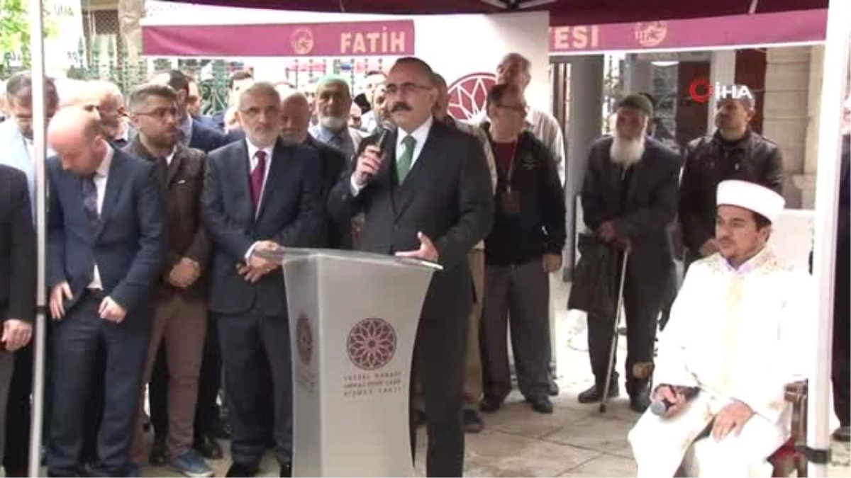 Hırka-i Şerif Ramazan\'ın İlk Cuma\'sında Ziyarete Açıldı