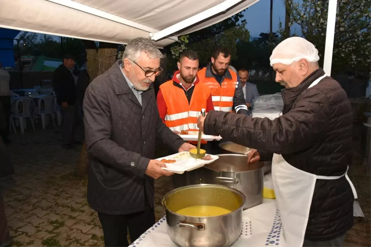 İnönü Mahalle İftarı Seyitali\'de Açıldı