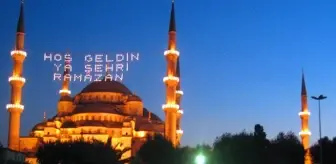 'Alo Fetva'ya En Fazla Ramazan ve Zekat Soruları Geliyor'