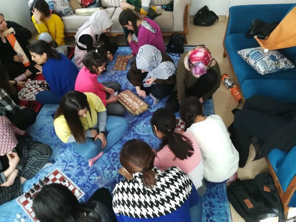 Kadem Çocukları Yalnız Bırakmıyor