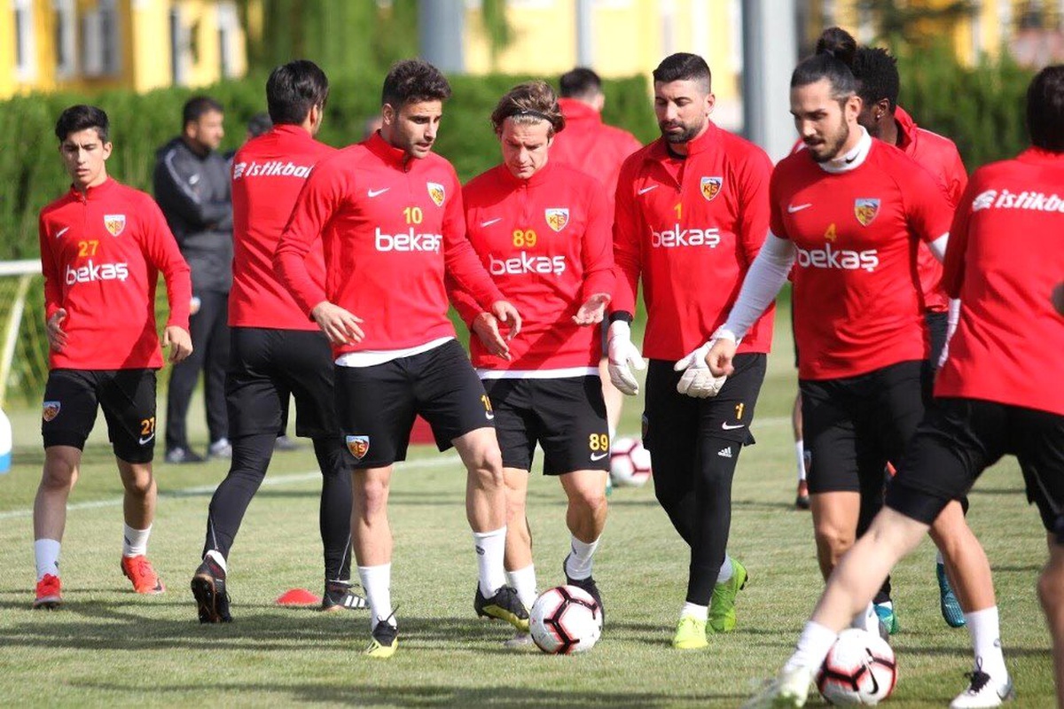 Kayserispor Kaptanı 3 Puana İnanıyor