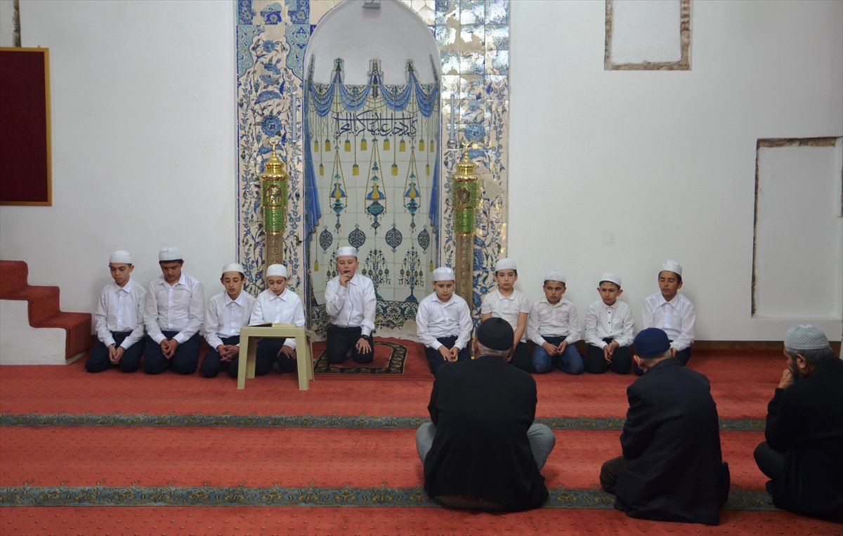 Mukabele Geleneğini Genç Hafızlar Yaşatıyor