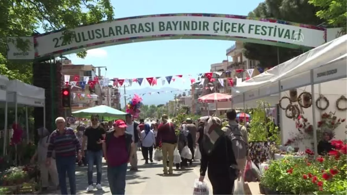 Para Çiçeğiyle" Harçlık Biriktiriyor - İzmir