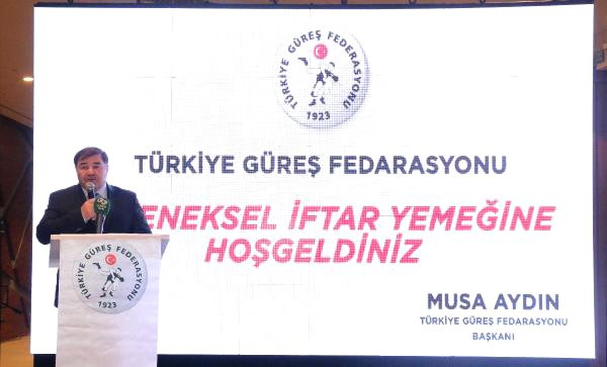 Spor Basını Güreş Federasyonu\'nun İftarında Bir Araya Geldi