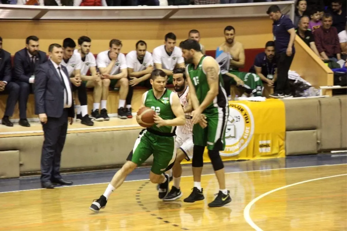 Tbl 1. Lig Play-Off: Karesispor : 73 - Akhisar Belediyespor : 80