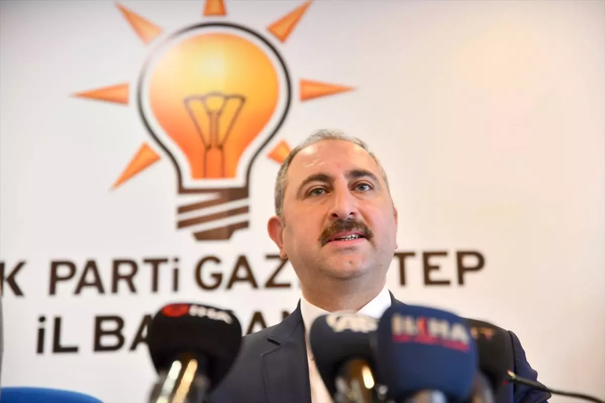 Adalet Bakanı Abdulhamit Gül: "Ysk\'nin Kararını Beğenirsiniz Beğenmezsiniz Ancak Ysk\'nin...