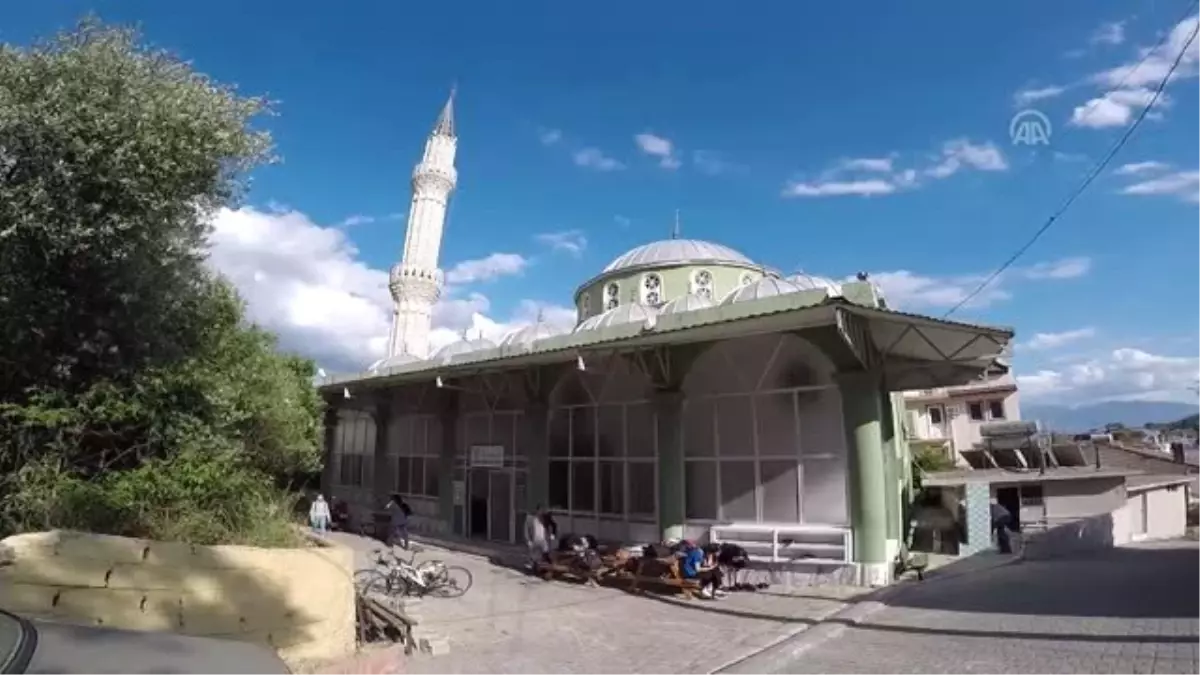 Camide İmam,salonda Kick Boks Antrenörü - Muğla