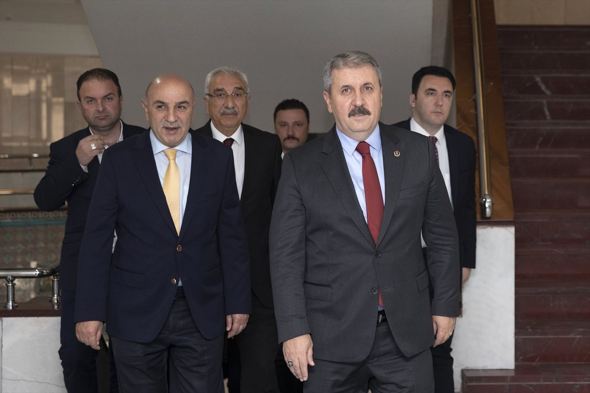 Destici\'den Turgut Altınok\'a "Hayırlı Olsun" Ziyareti