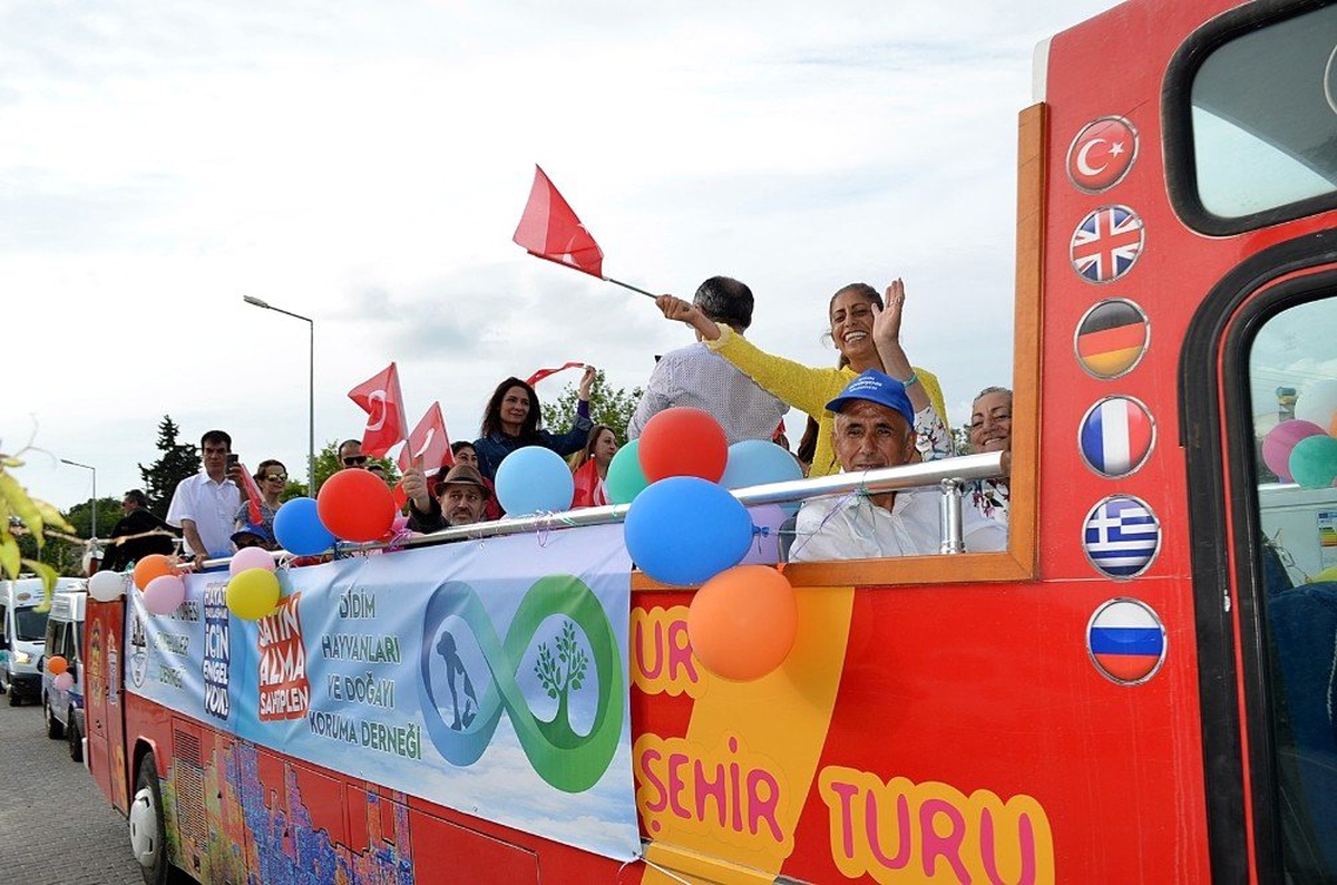 Didim 3. Engelsiz Festivali Renkli Görüntülerle Başladı