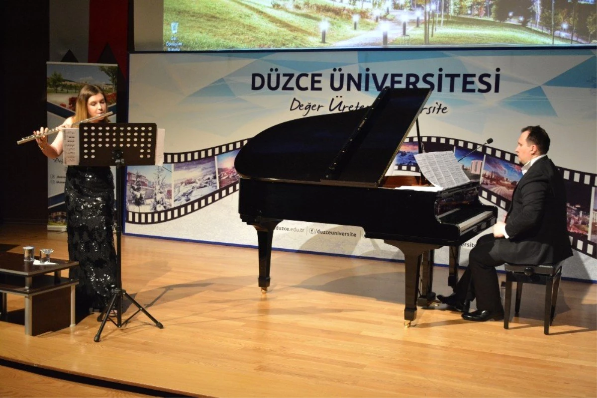 Düzce Üniversitesi\'nde Flüt-piyano Resitali Gerçekleştirildi