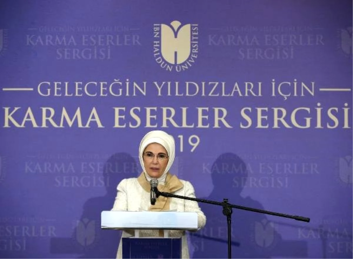 Emine Erdoğan Çamlıca Camii\'nde Sergi Açılışı Yaptı