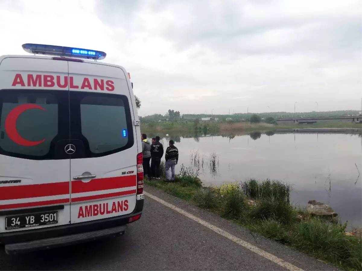 Gölde Açılan Uzaktan Kumandalı Teknesini Almak İsterken, Kayboldu