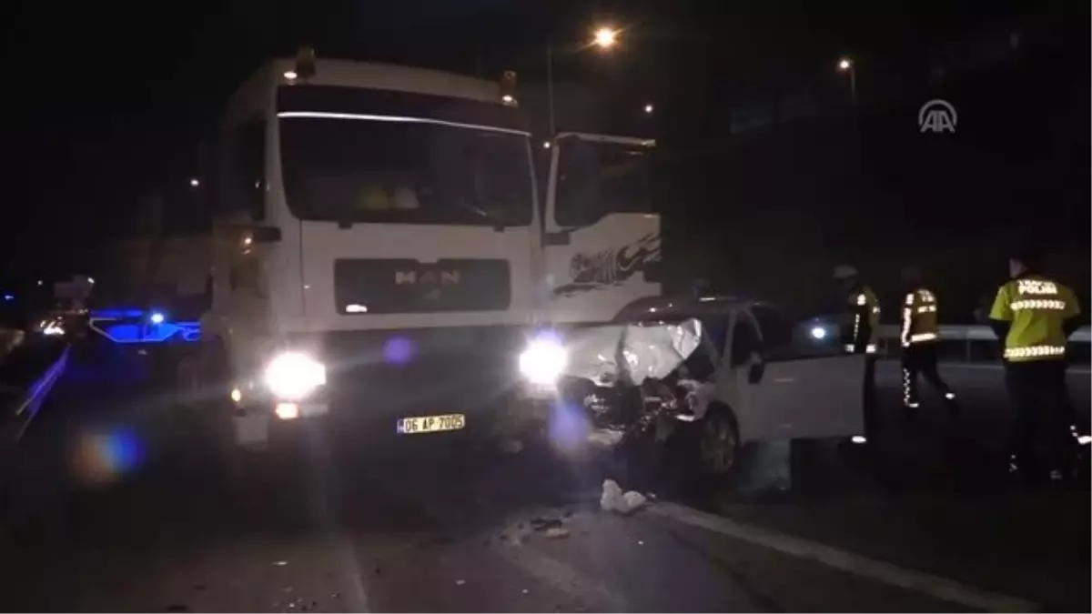 İzmir\'de Trafik Kazası: 1 Ölü