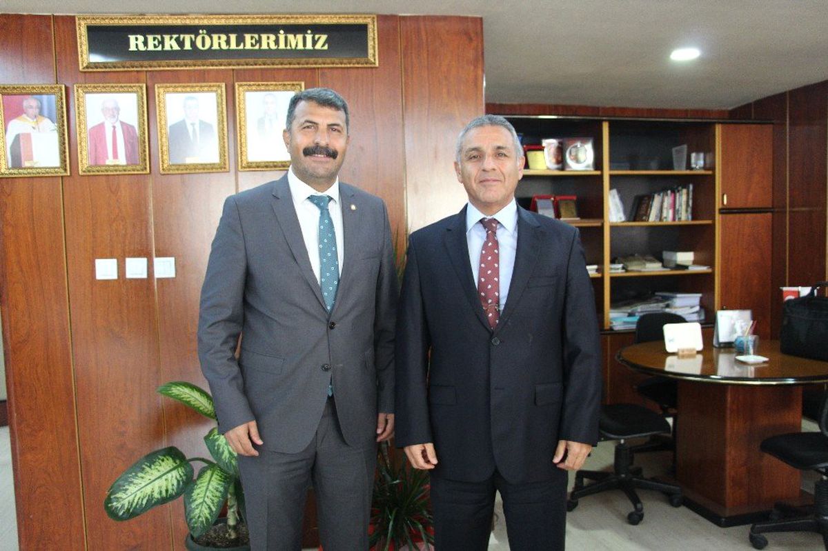 Mersin Barosu ve Toros Üniversitesi Eğitimde İşbirliği Yapıyor