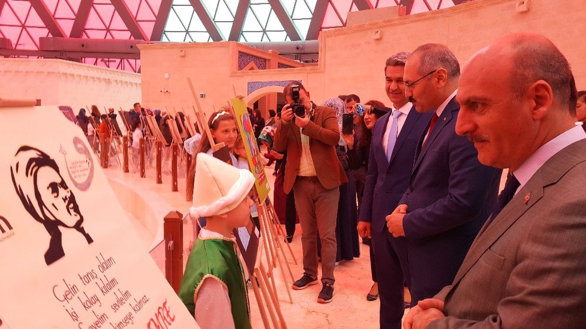 Odunpazarı Yunus Emre Eğitim Bölgesi\'nden, "Hayalimdeki Yunus Emre" Resim Sergisi