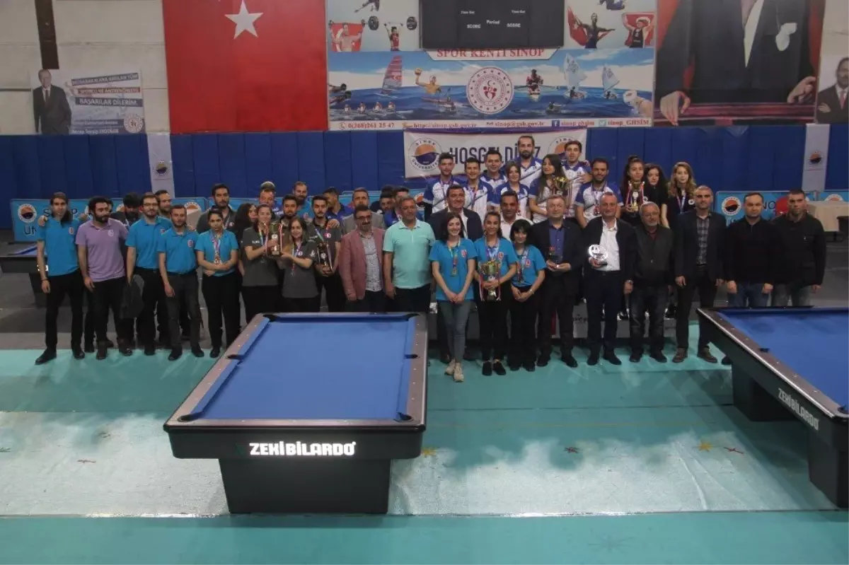 Üniversiteler Arası 8 Top Bilardo Turnuvası Sona Erdi