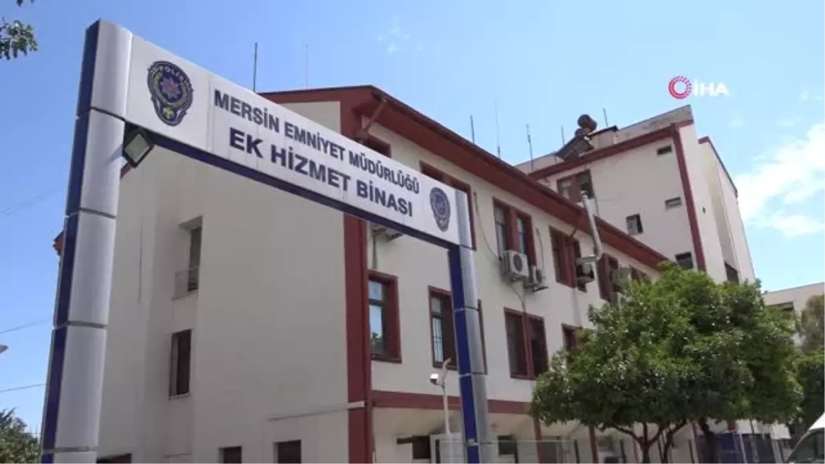 Yaşlı Adamları Dolandıran Kadın, Görüntülenmemek İçin Elinden Geleni Yaptı