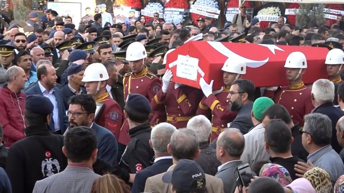 2 Evladın Şehit Babalarına Son Bakışı