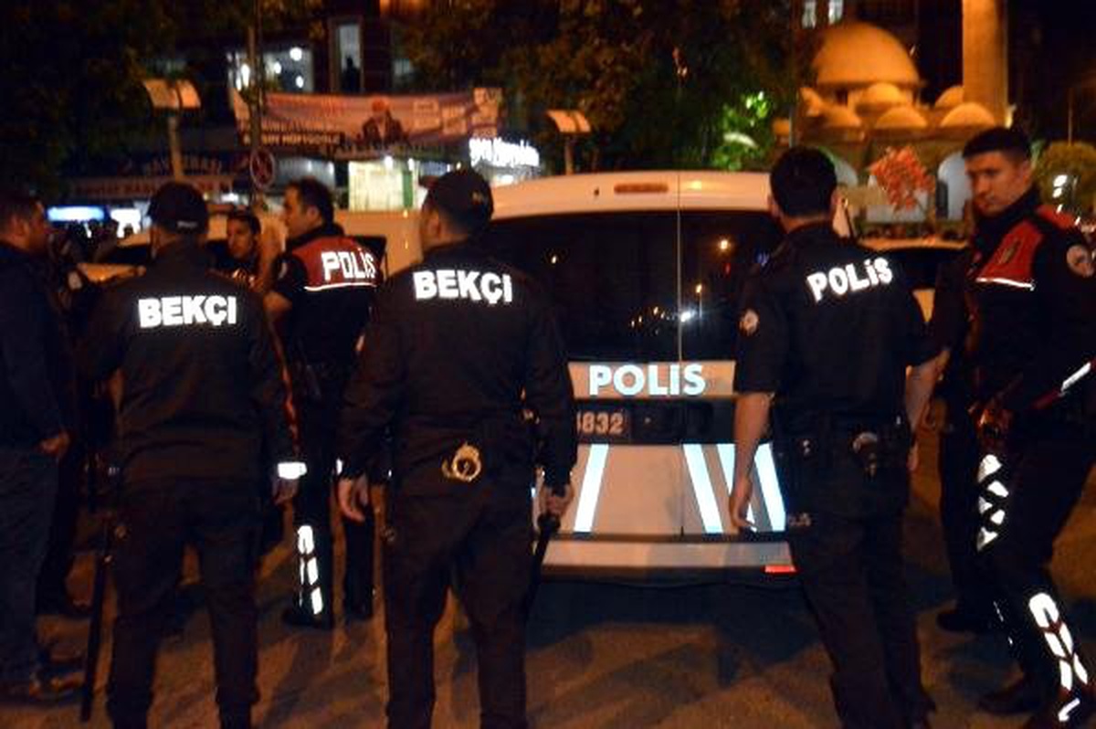 Adıyaman\'da İki Grup Arasında Kavga: 4 Gözaltı