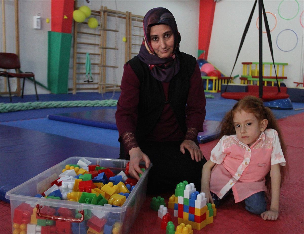 Anne Olmak Fedakarlık İster"