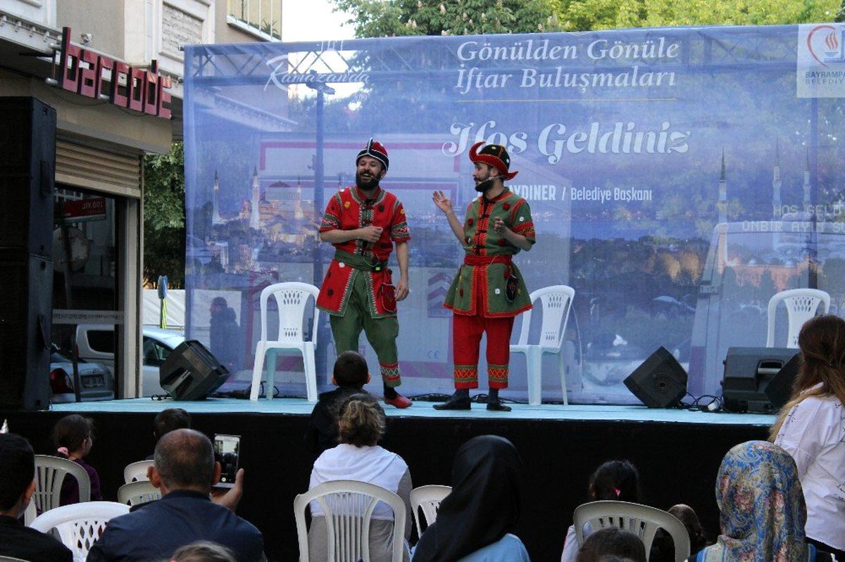 Bayrampaşa\'da Gönül Sofraları\'nın İlk Durağı Cevatpaşa Oldu