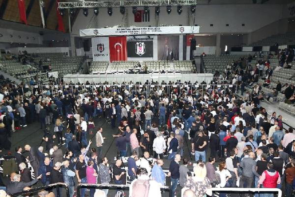 Beşiktaş\'ta Oyların Sayımı Başladı