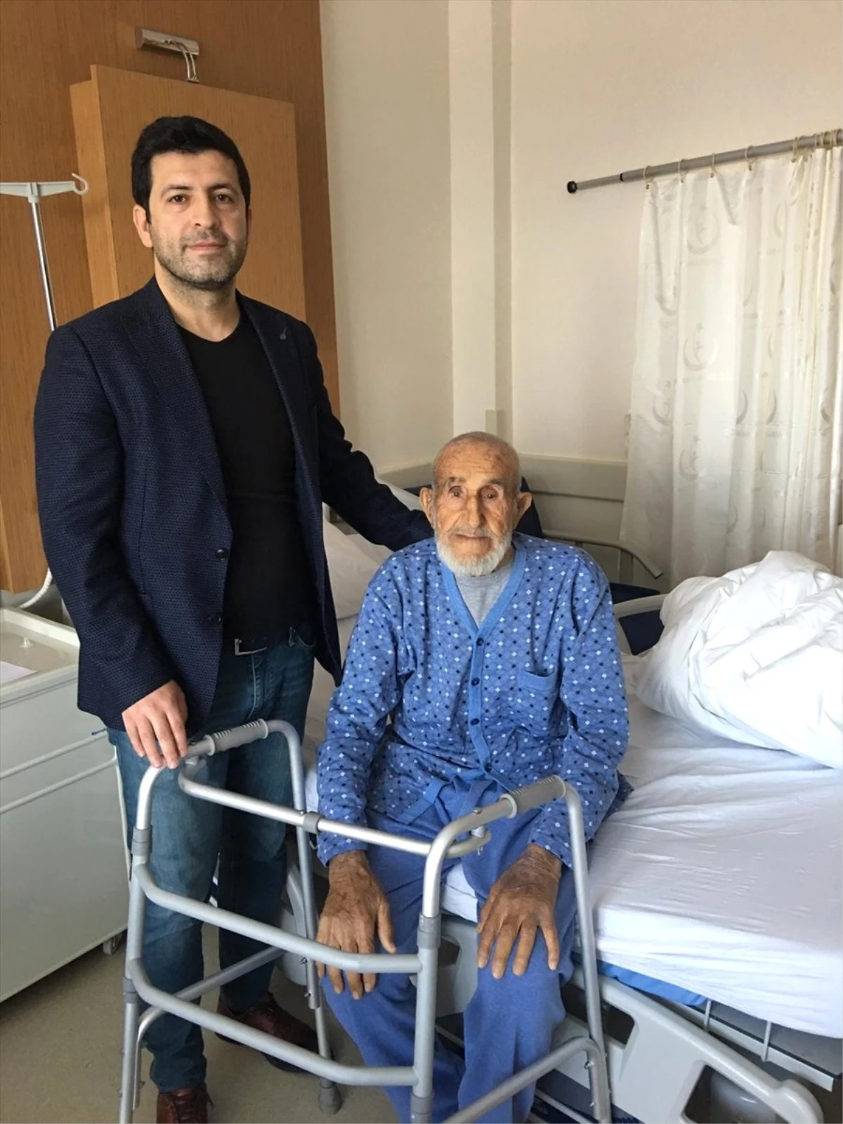 Beyşehir\'de 101 Yaşındaki Hastaya Kalça Ameliyatı