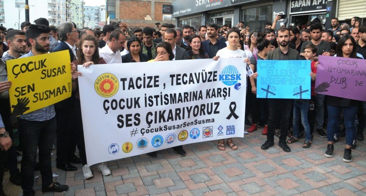 Cizre\'de Okulda Cinsel İstismar İddiası Protesto Edildi