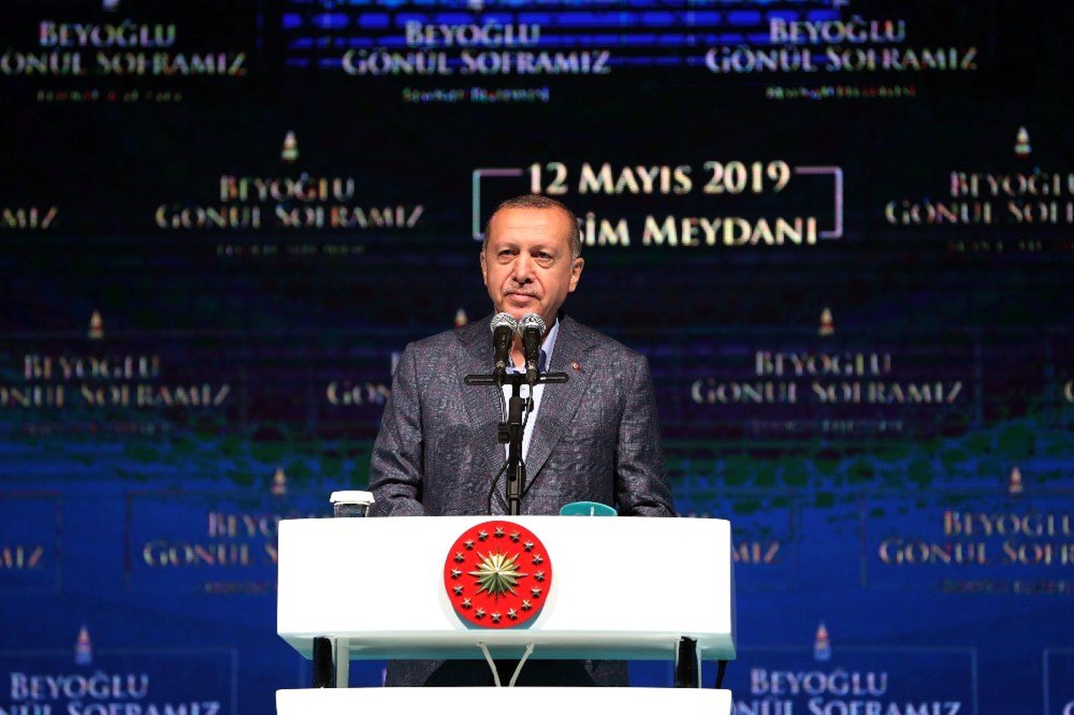 Cumhurbaşkanı Erdoğan: "Sanatçı Sanatıyla Konuşur, Bu Tür İnsanlara Dalkavukluk Yapmaz"