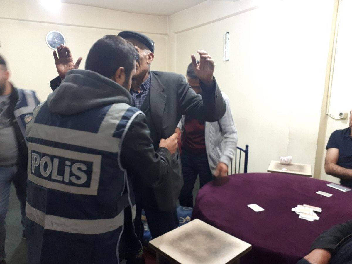 Kars\'ta, "Kumar ve Tombala" Uygulaması