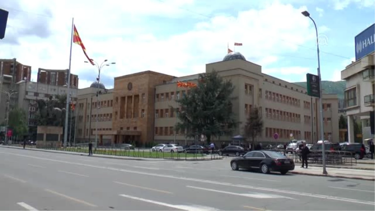 Kuzey Makedonya\'nın Yeni Cumhurbaşkanı Pendarovski Görevine Başladı (2)