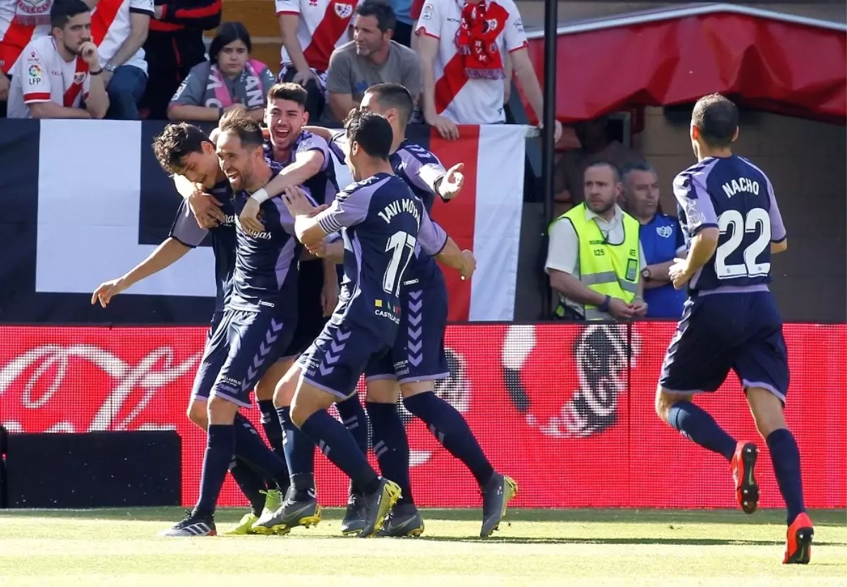 Perdeyi Enes Ünal Açtı, Valladolid Ligde Kaldı