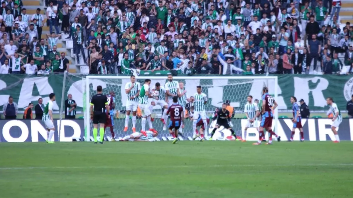 Spor Toto Süper Lig: Atiker Konyaspor: 2 - Trabzonspor: 2 (Maç Sonucu)