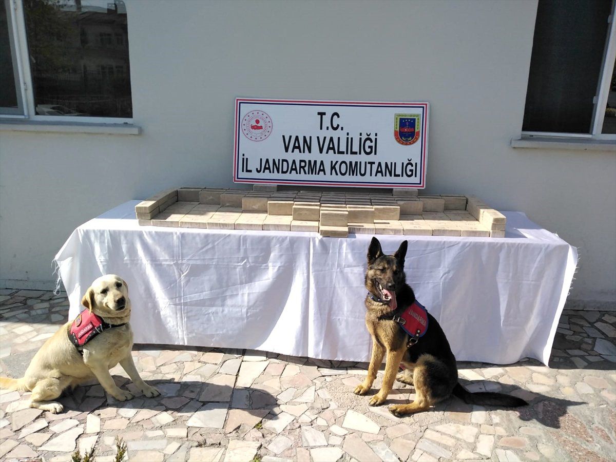 Van\'da 91 Kilo 333 Gram Eroin Ele Geçirildi