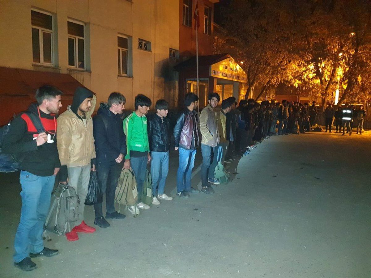 Ağrı\'da 10 Günde 1097 Göçmen Yakalandı