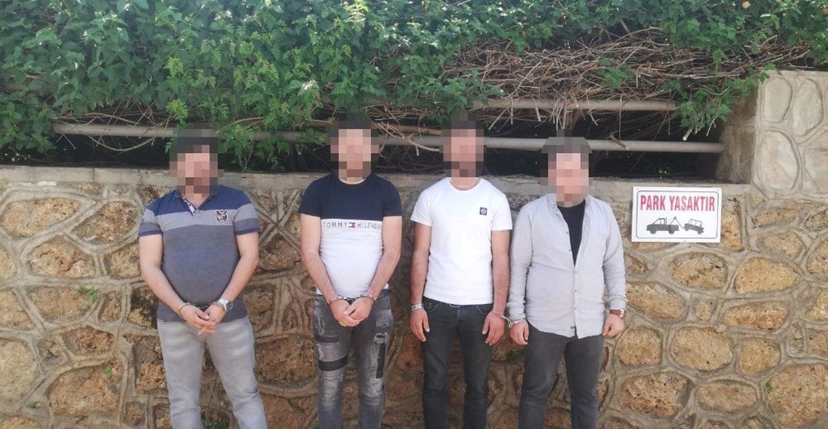 Alanya\'da 2 Evde Hırsızlık Yapan Şüpheliler Yakalandı
