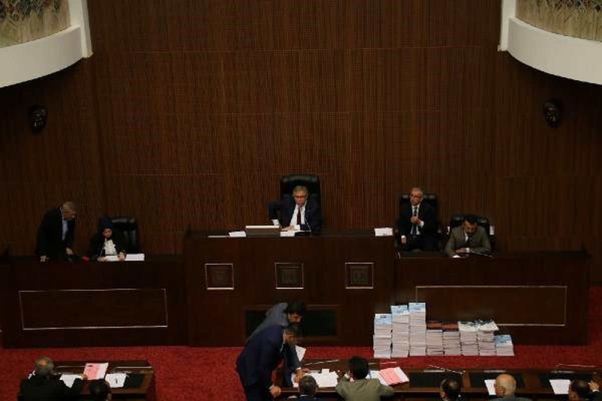 Ankara Büyükşehir Belediye Meclis Toplantısında \'Önerge\' Tartışması