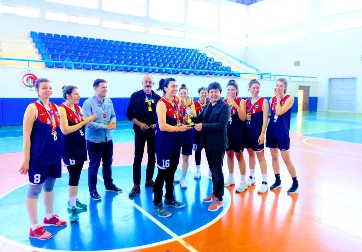 Asü Kadın Basketbol Takımı Süper Lig\'e Yükseldi